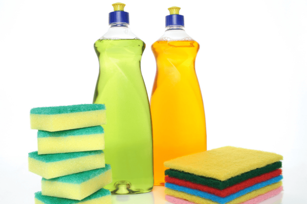 ซักผ้าขาวไม่ยาก เพียงทำตาม 5 วิธีนี้!